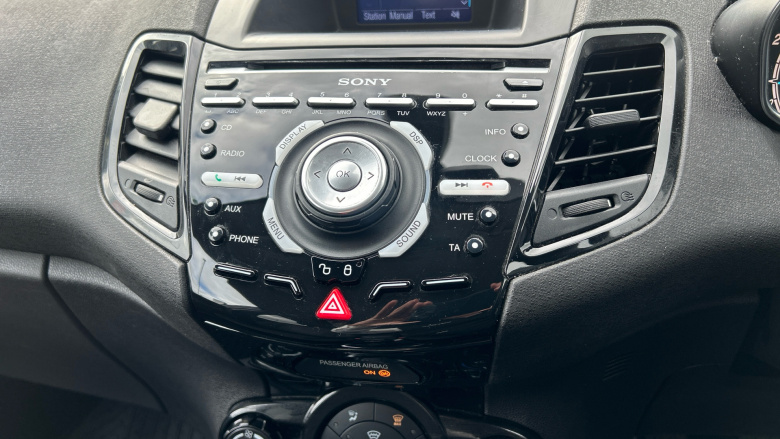 Ford Fiesta 1.0 EcoBoost Titanium 5dr Petrol Hatchback